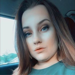 Meet your Posher, Kaitlin